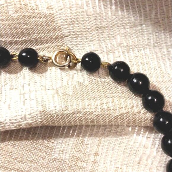1960s REAL ONYX Beaded Necklace Hand knotted BEADS Vintage Preppy Elegant Formal - Picture 3 of 4